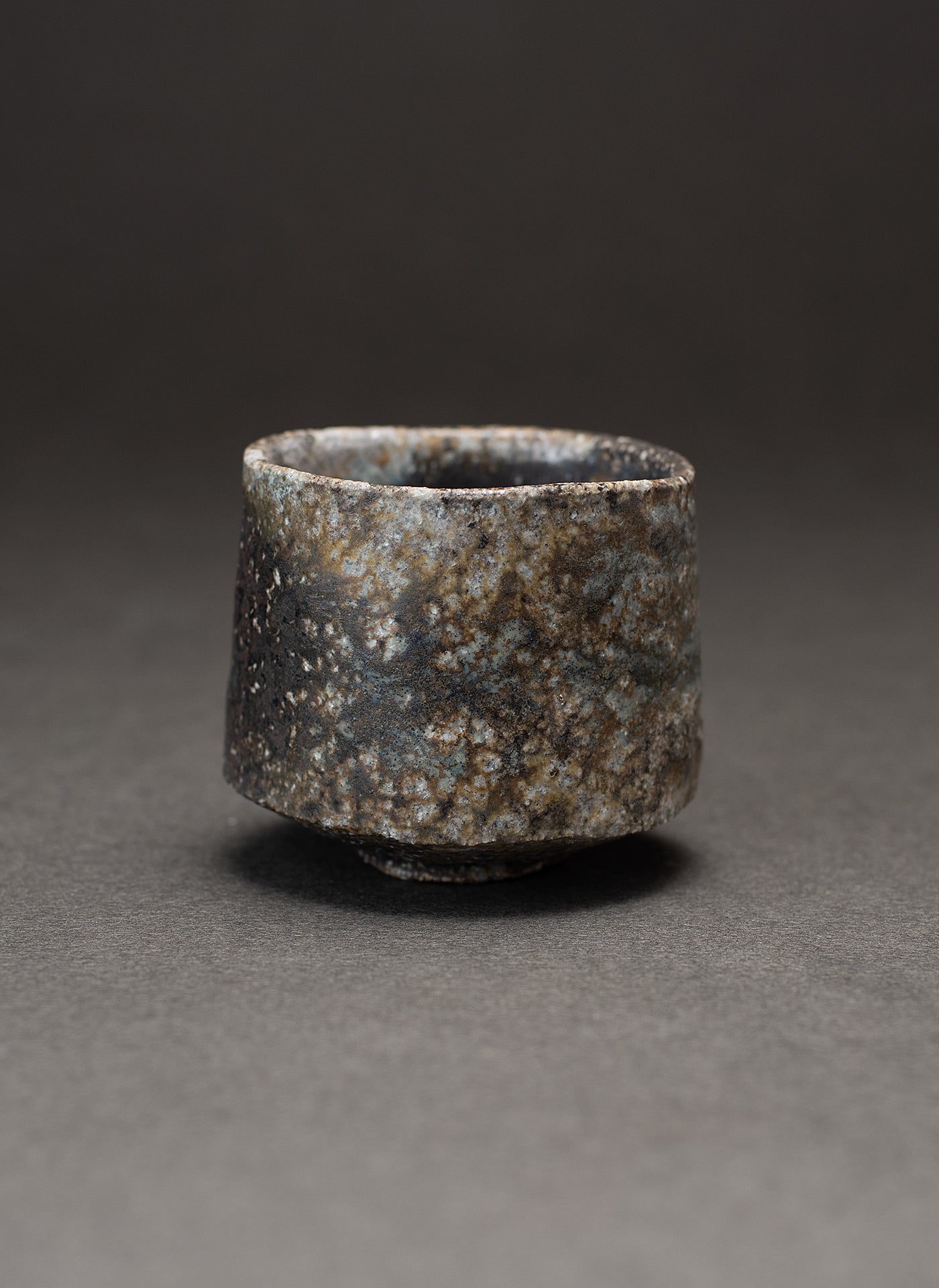 Coupe à saké (Guinomi) – Yakishime (Terre d'Echizen) A-10