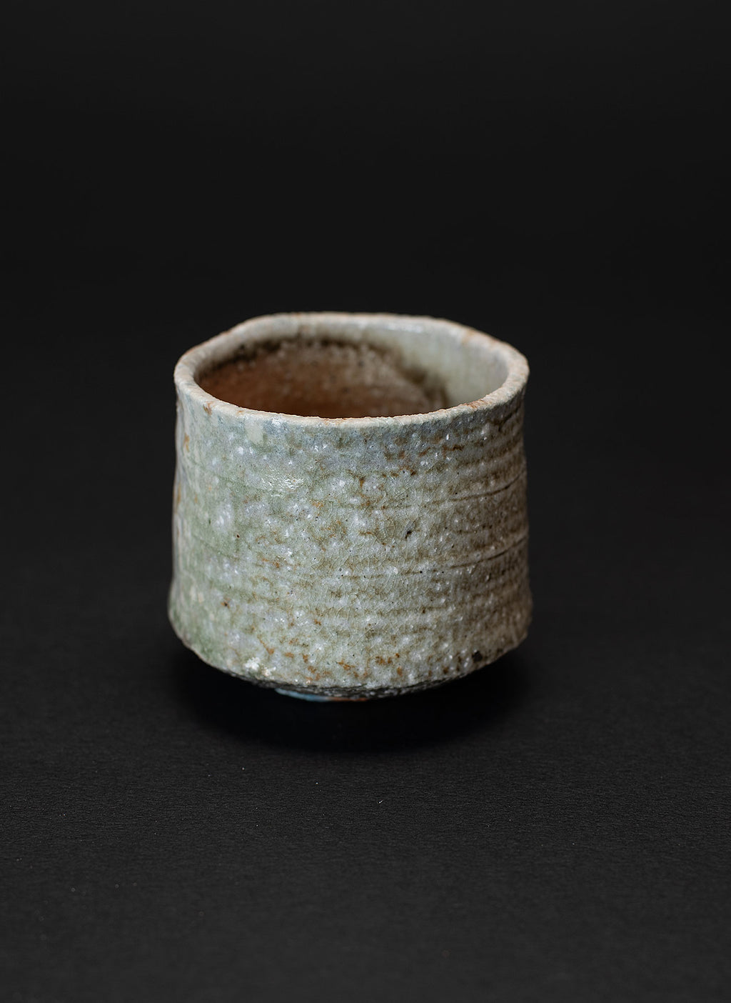 Sake cup (Guinomi) – Yakishime (Shigaraki Land)