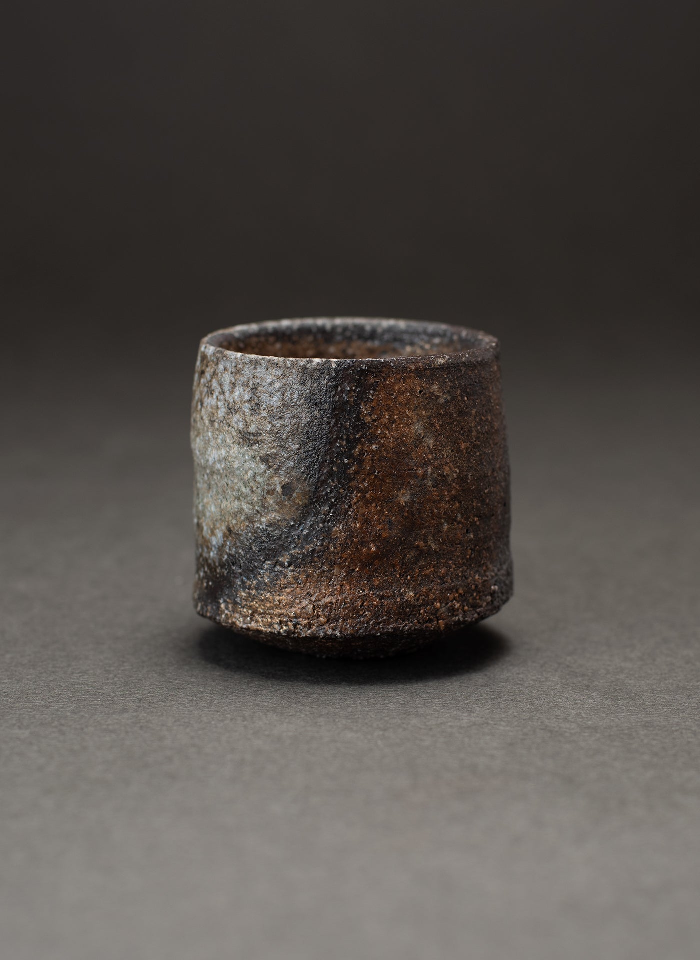 Coupe à saké (Guinomi) - Yakishime (Terre de Tamba) A-9
