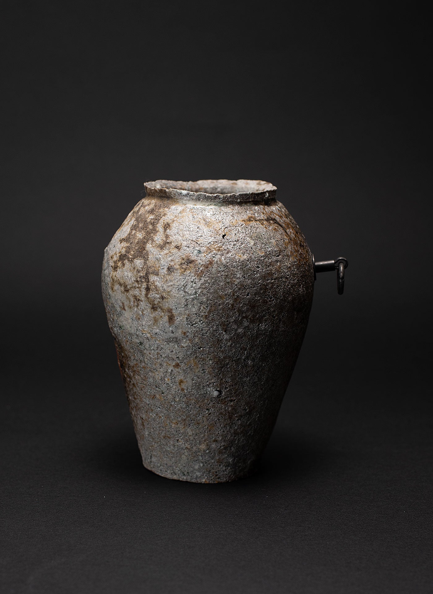 Flower vase (hanging or freestanding) – Yakishime (Shigaraki clay)