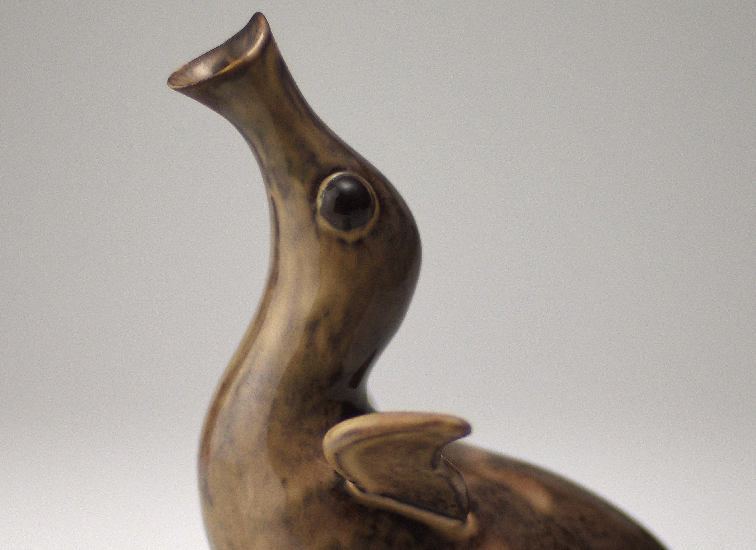 Récipient à saké en forme d’oiseau_A