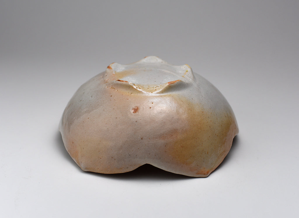 Flower-shaped bowl with Shino glaze