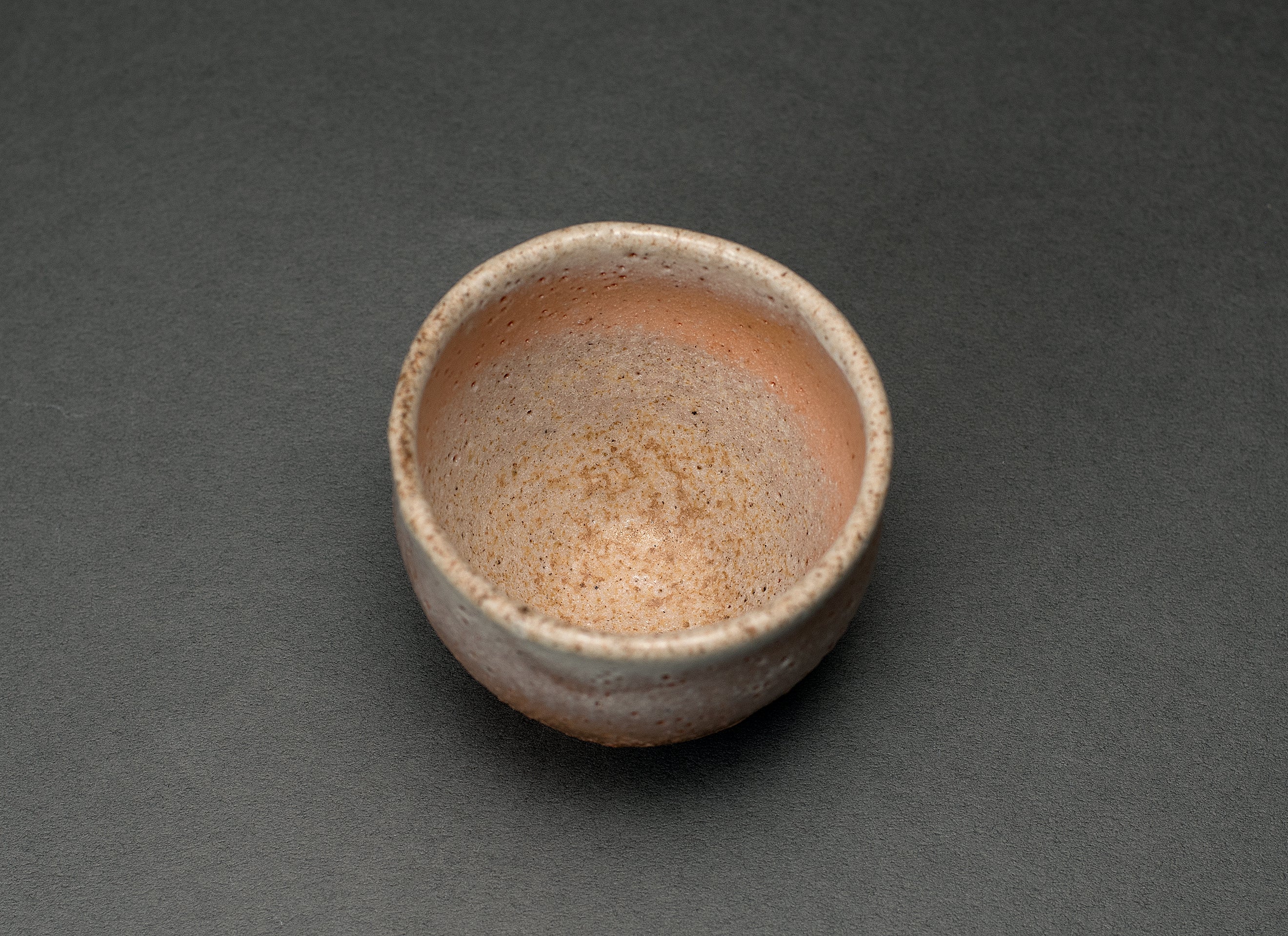 Shino Fluid Style Engraved Versatile Mug