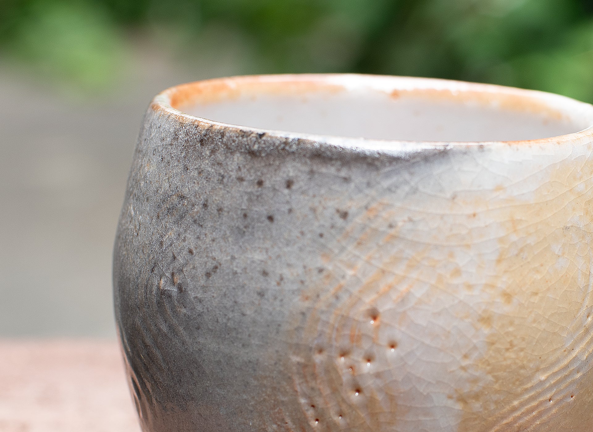 Shino Fluid Style Engraved Versatile Mug