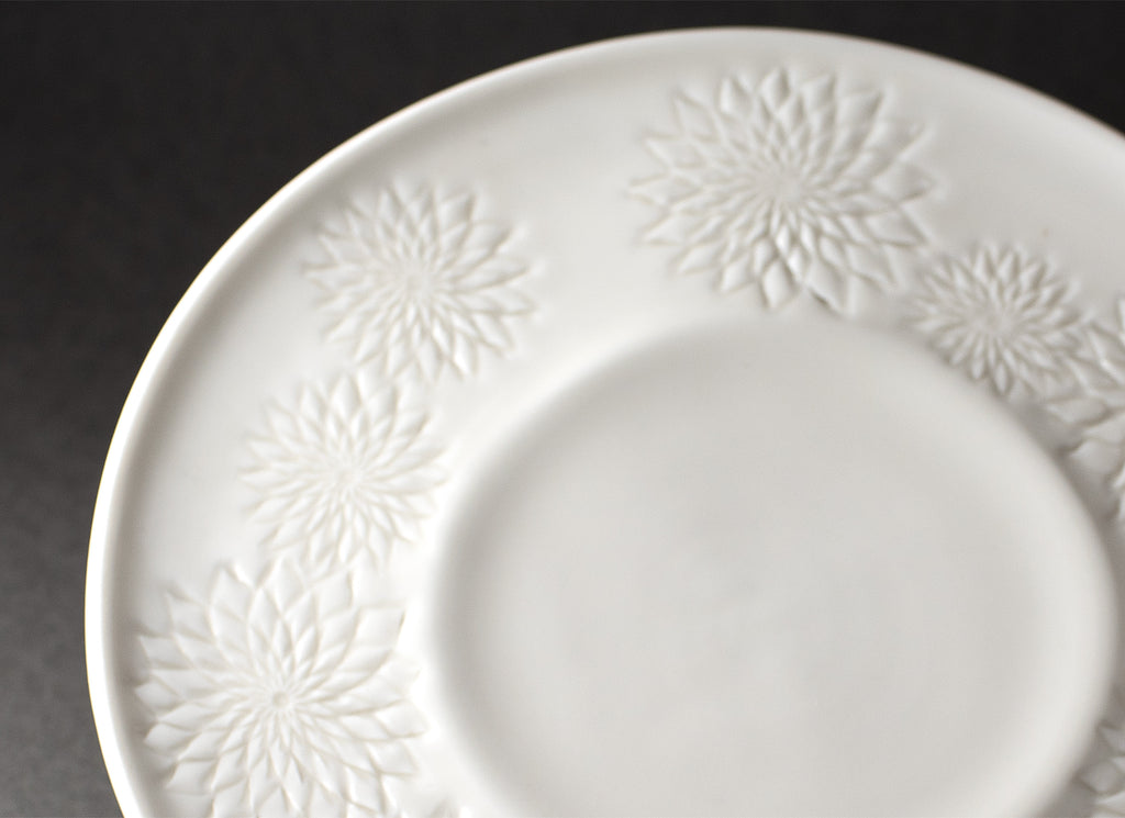 "Clay Cut", decorative floral plate