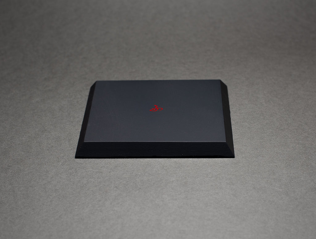 Small square bowl “Dush of Light”, gold